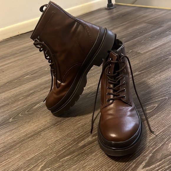 Zara brown leather boot, brand new - Picture 2 of 5